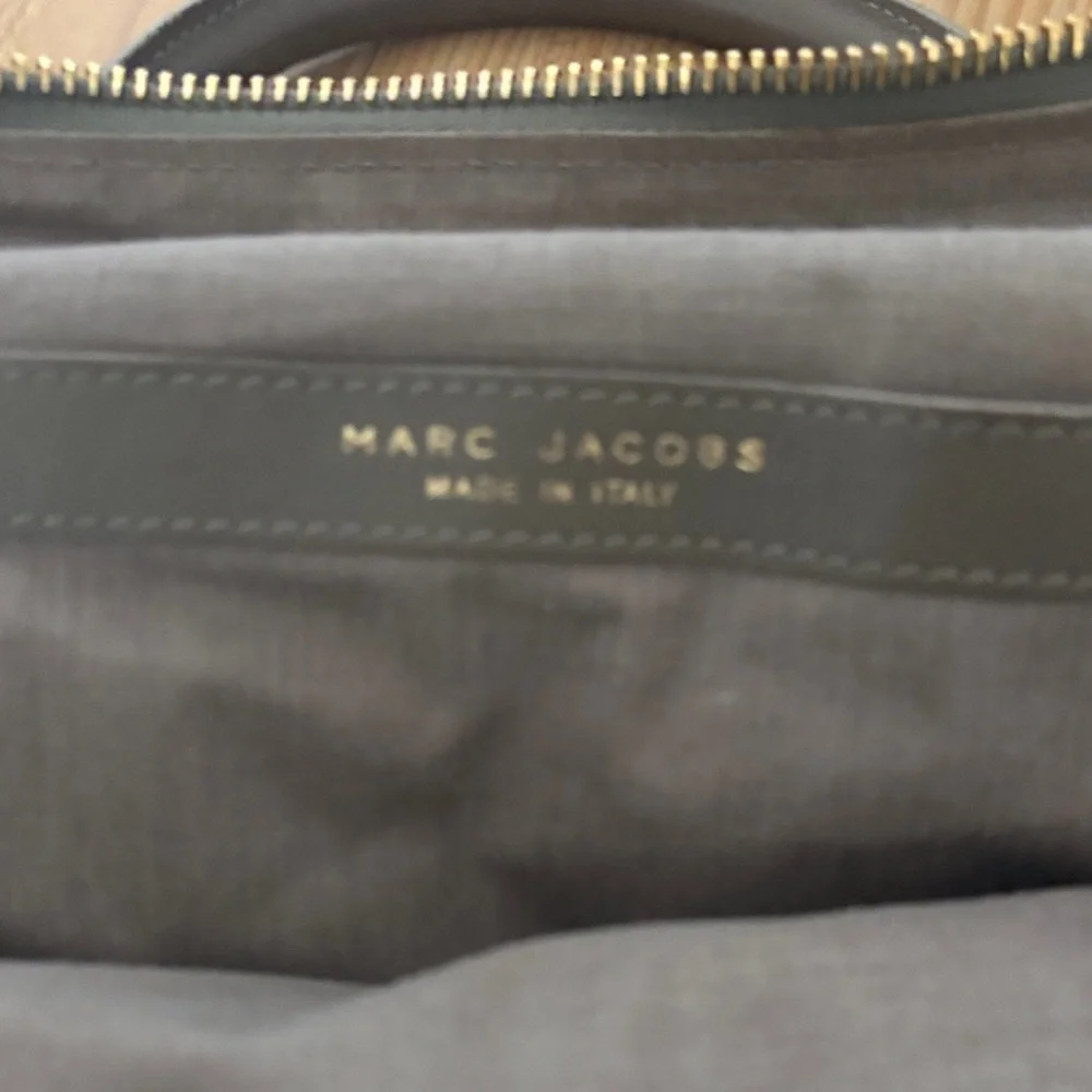 Mark Jacobs-Italy-Light Grey Taupe Leather Satchel Handbag with Gold Hardware